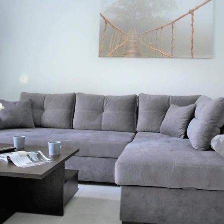 Lovely Apartment In The Center Of Athens. Bagian luar foto